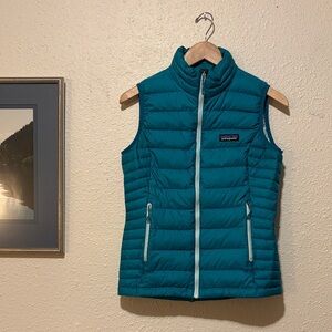 Patagonia Women's Blue Quilted Vest